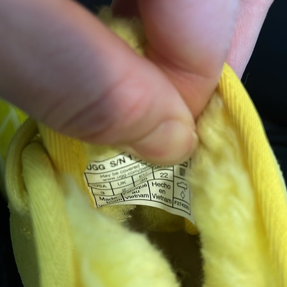 •UGG• Neumel Boot - Picture 10 of 10